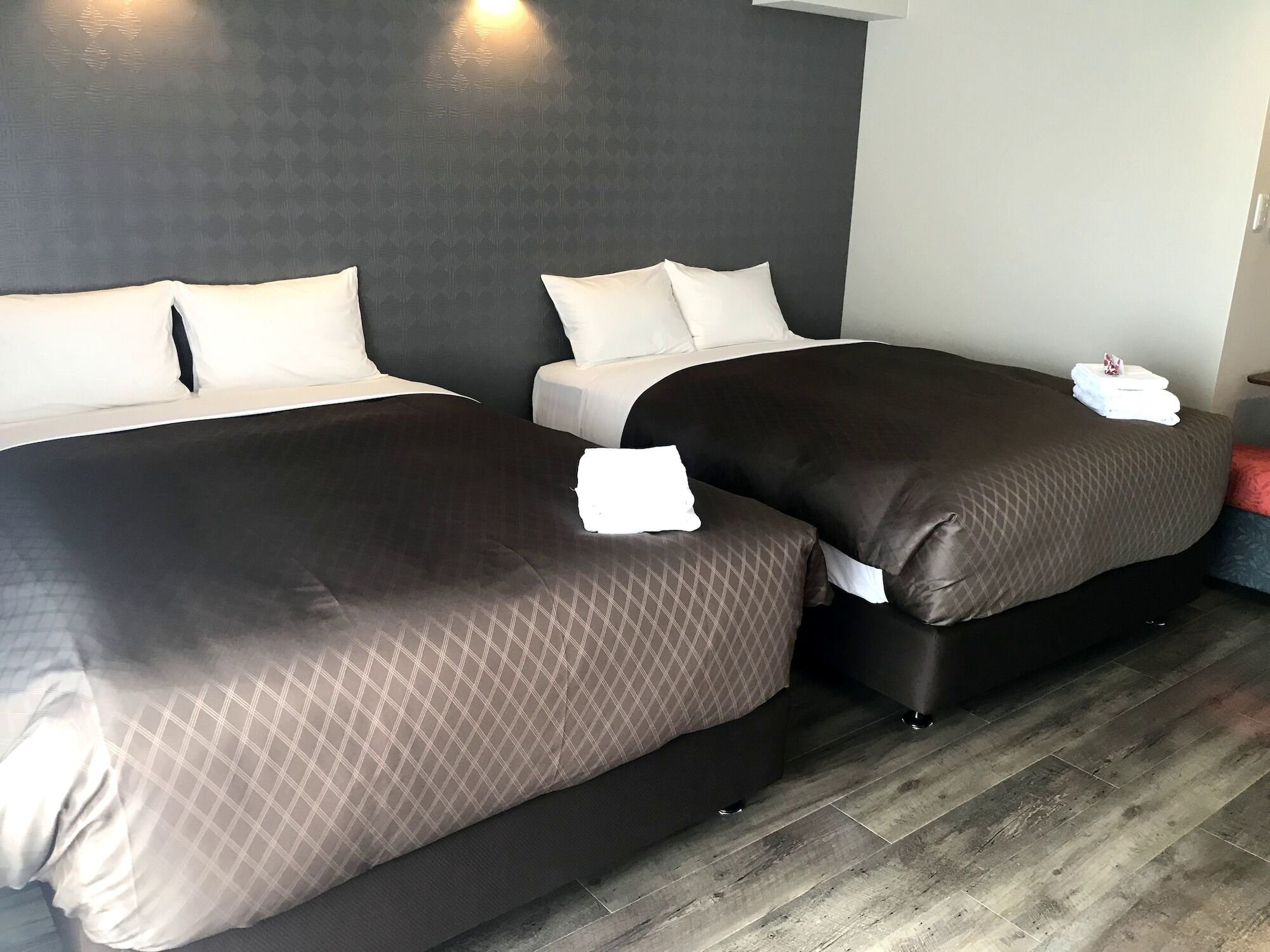 Mr.Kinjo Inn Урума Экстерьер фото
